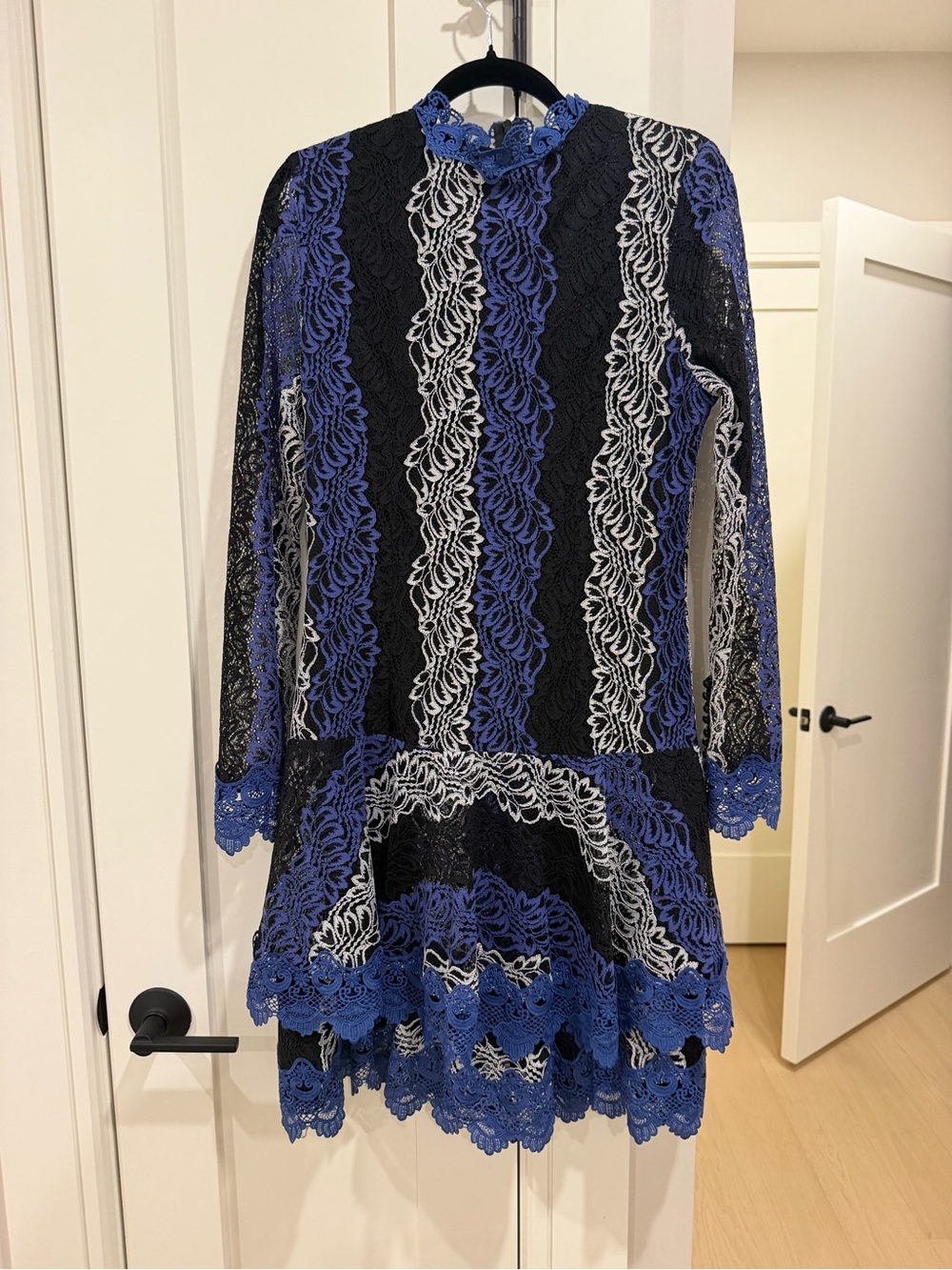 Blue & Black Lace Long-Sleeve Dress